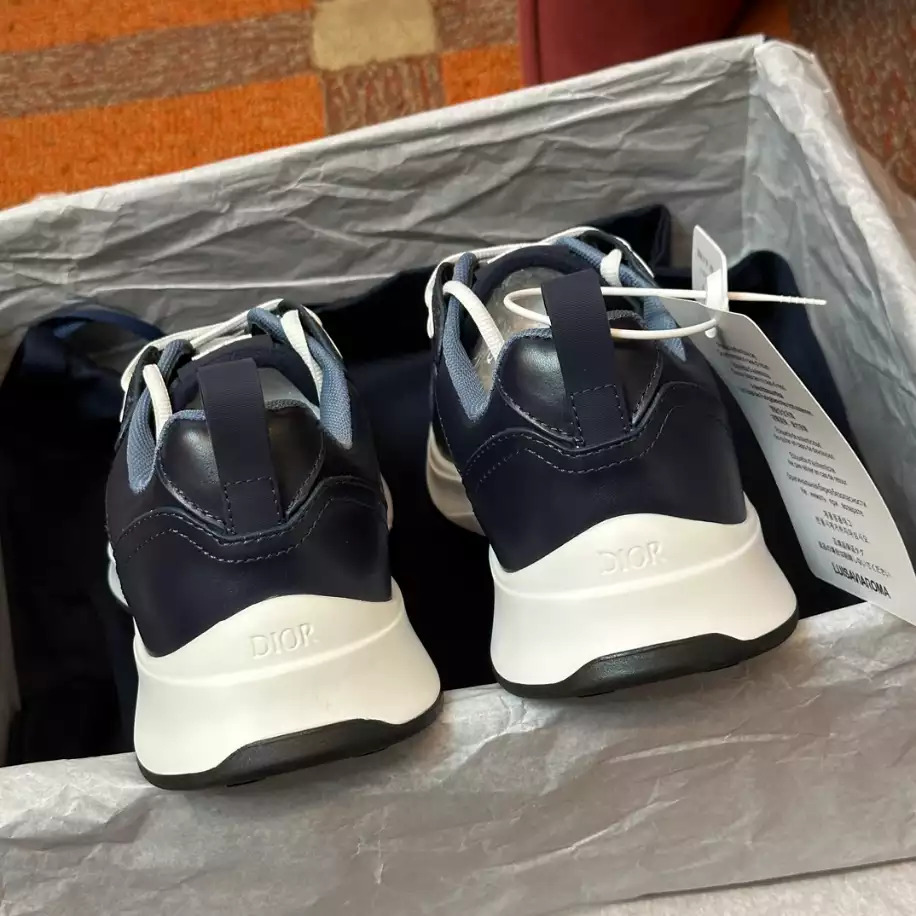 DIOR B25 RUNNER CASUAL SNEAKERS