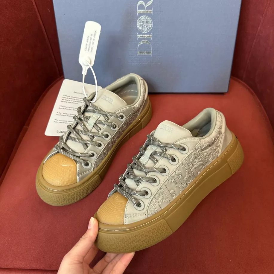 DIOR B33 SKATEBOARD SNEAKER