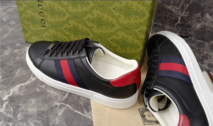 GUCCI SNEAKER