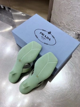 PRADA HEELED THONG SANDALS IN AQUA BRUSHED LEATHER - PSD051