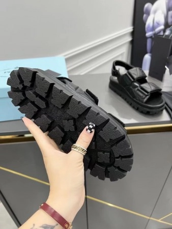 PRADA PADDED SANDALS IN BLACK NAPPA LEATHER - PSD039