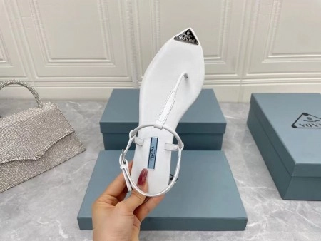 PRADA THONG SANDALS IN WHITE BRUSHED LEATHER - PSD046
