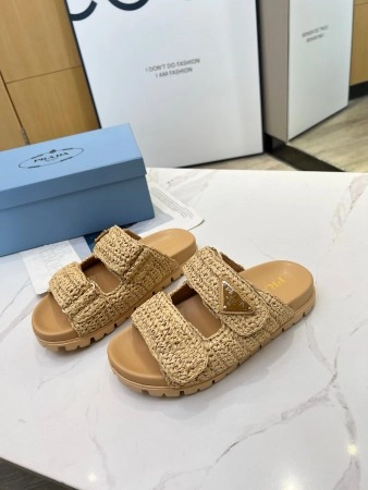 PRADA WOMEN'S CROCHET SANDALS IN NATURAL RAFFIA - PSD026