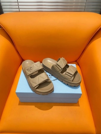 PRADA WOMEN'S SANDALS IN BEIGE PADDED NAPPA LEATHER - PSD024