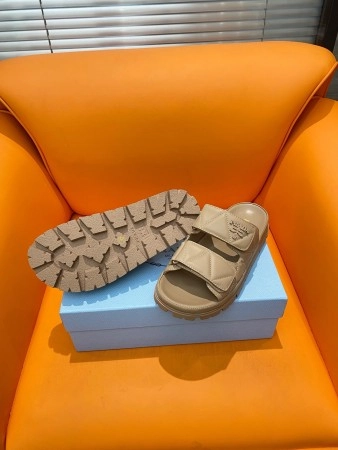 PRADA WOMEN'S SANDALS IN BEIGE PADDED NAPPA LEATHER - PSD024