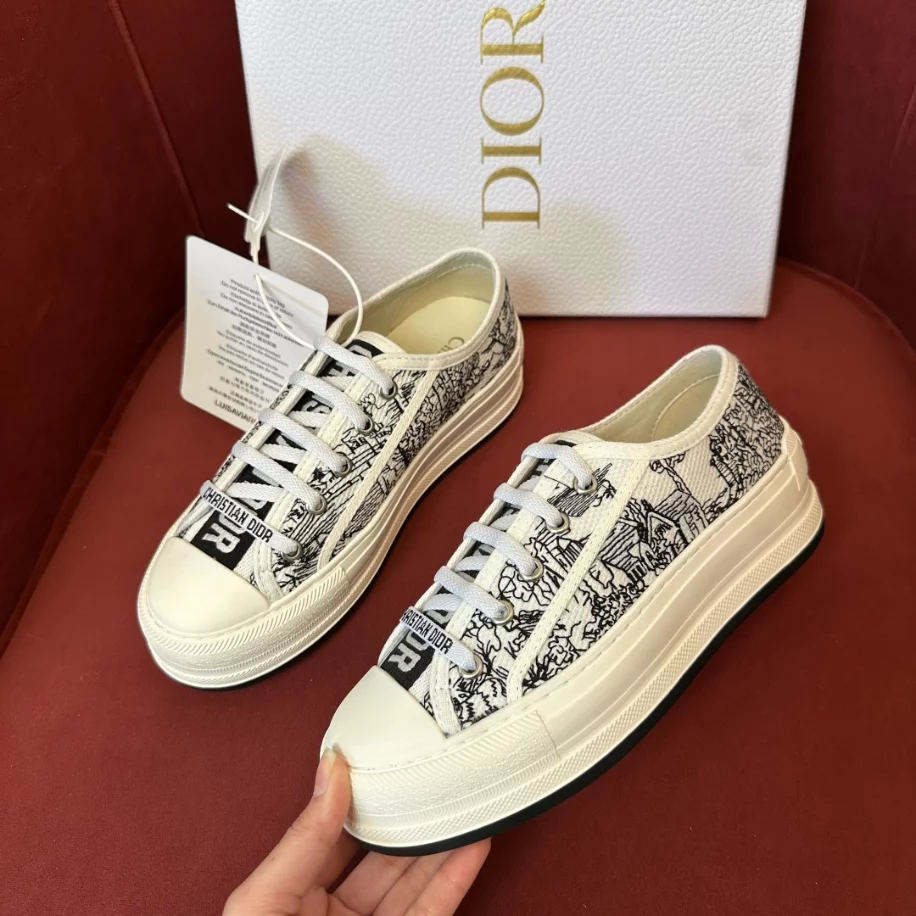DIOR COUPLE LOW TOP B27 CASUAL SNEAKERS