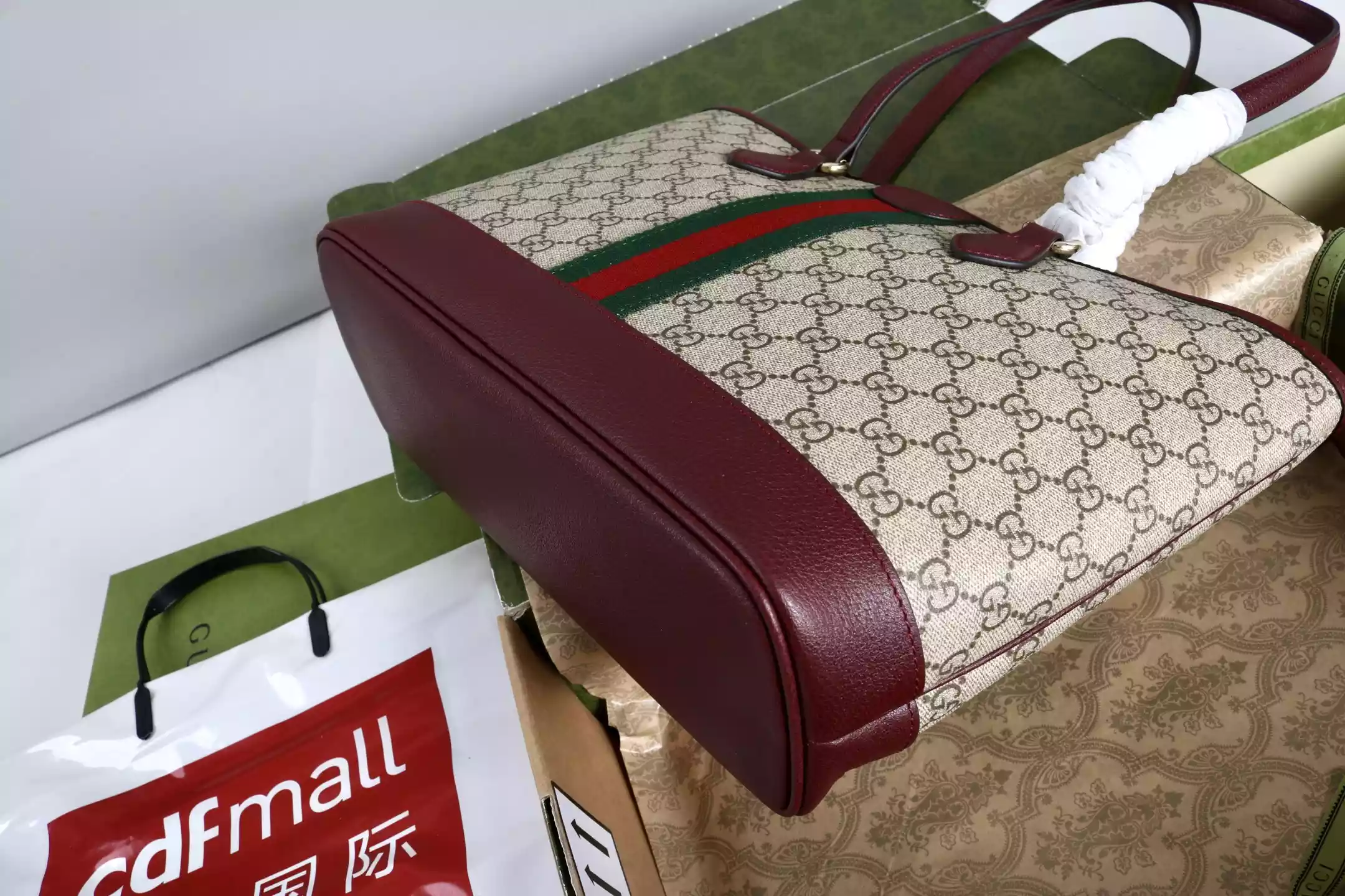 Gucci Ophidia GG Medium tote - BG082 Gucci Ophidia GG Medium tote