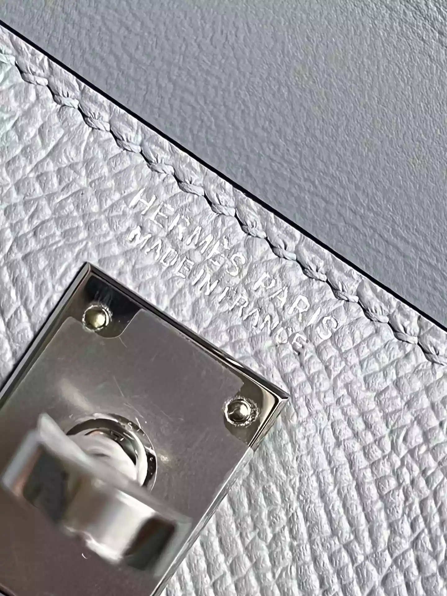 Hermès Bleu Glacier Epsom Mini Kelly 20 II Palladium Hardware - HW191 Hermès Bleu Glacier Epsom Mini Kelly 20 II Palladium Hardware