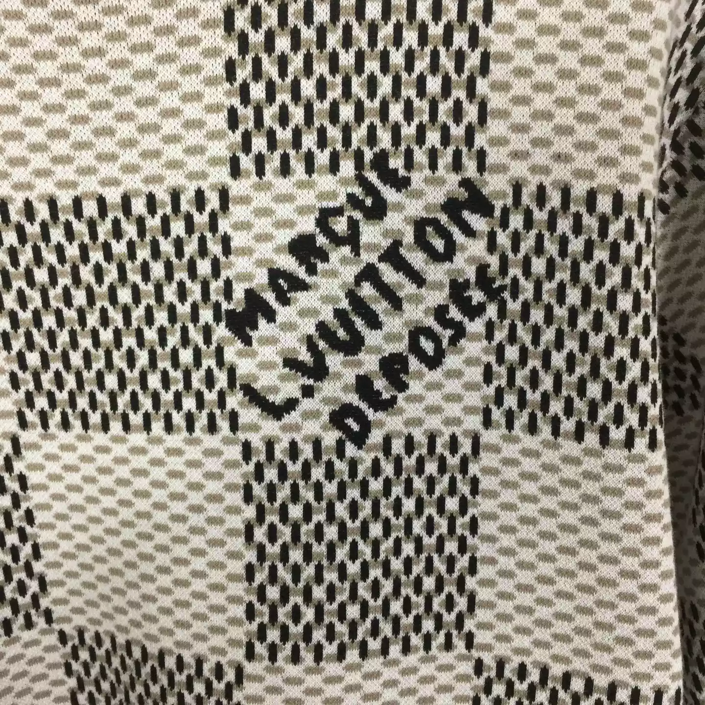 Damier Jacquard Short-Sleeved Crewneck - LVTS089 Damier Jacquard Short-Sleeved Crewneck - LVTS089