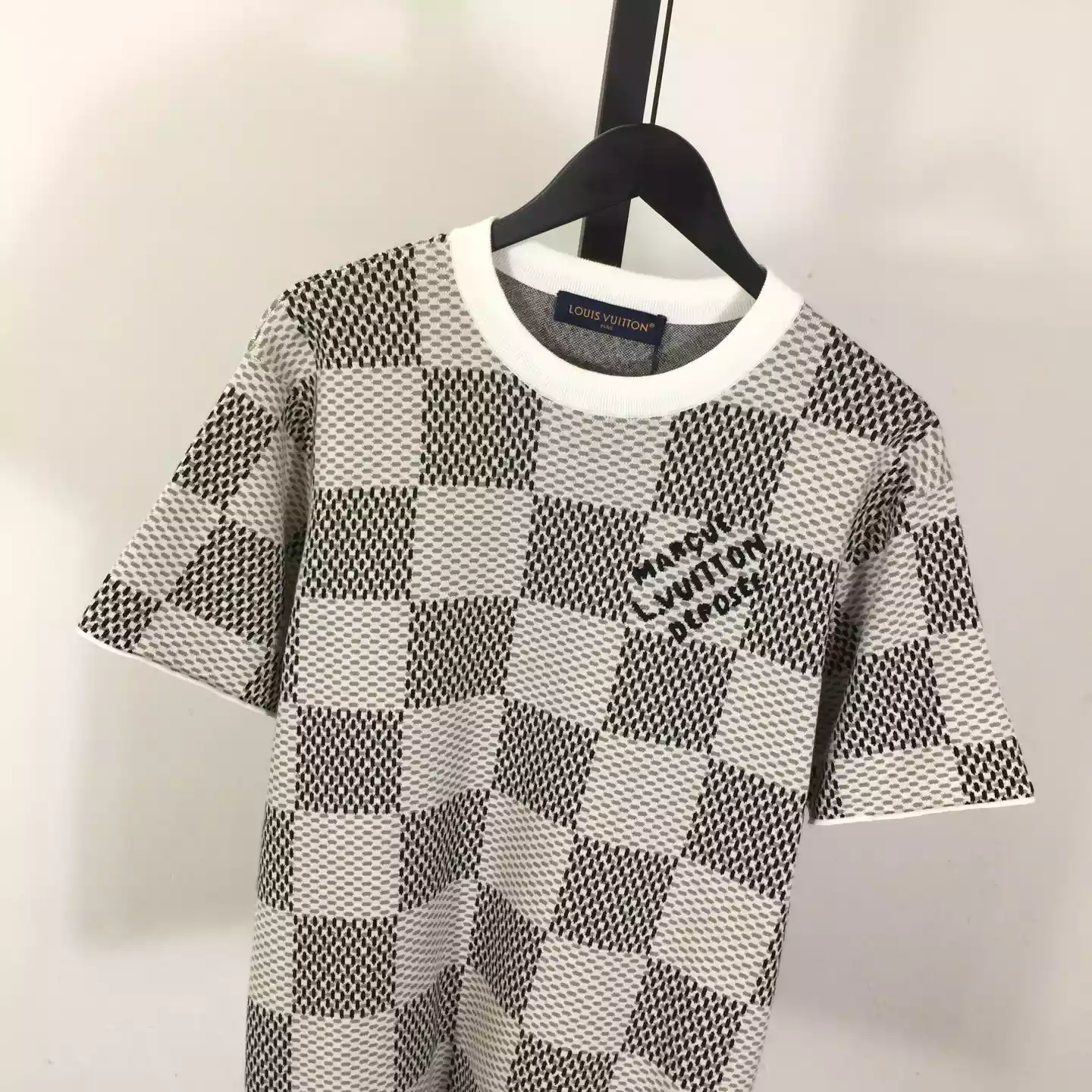 Damier Jacquard Short-Sleeved Crewneck - LVTS089 Damier Jacquard Short-Sleeved Crewneck - LVTS089