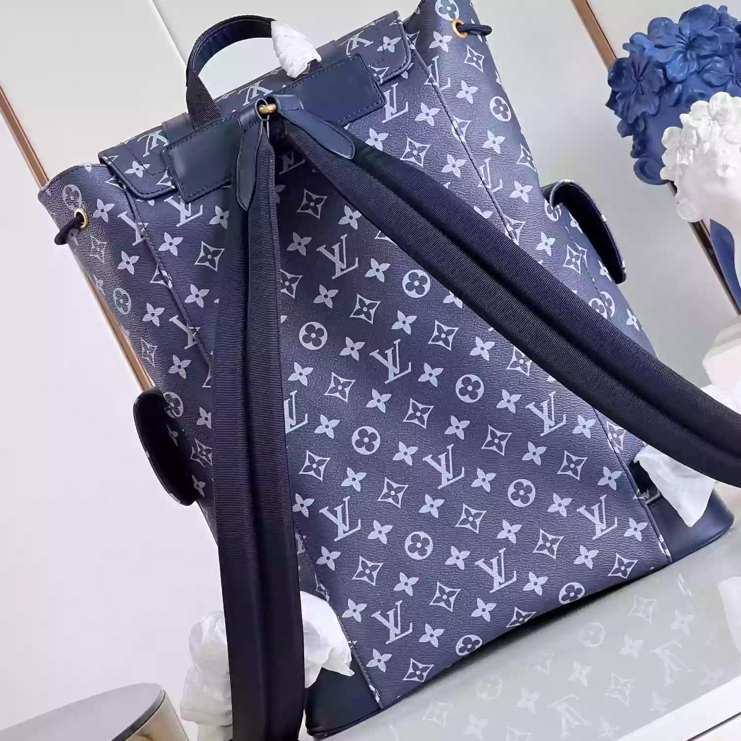 CHRISTOPHER BACKPACK MONOGRAM ECLIPSE M46805 - LW347 DISCOVERY BACKPACK PM SKY BLUE MONOGRAM CANVAS