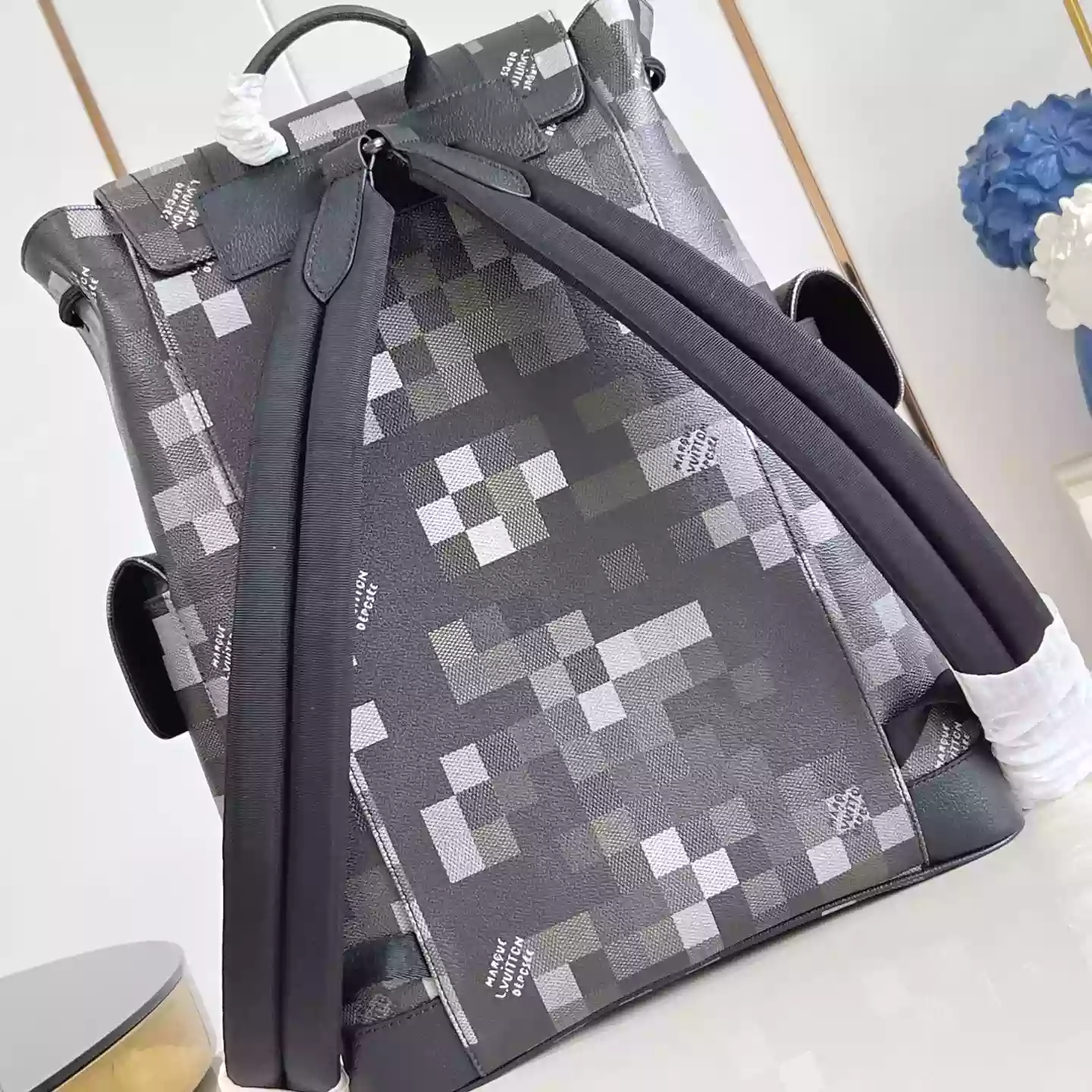 CHRISTOPHER MM BACKPACK BLACK DAMOFLAGE BLACK CANVAS M14952 - LW334 DISCOVERY BACKPACK PM SKY BLUE MONOGRAM CANVAS