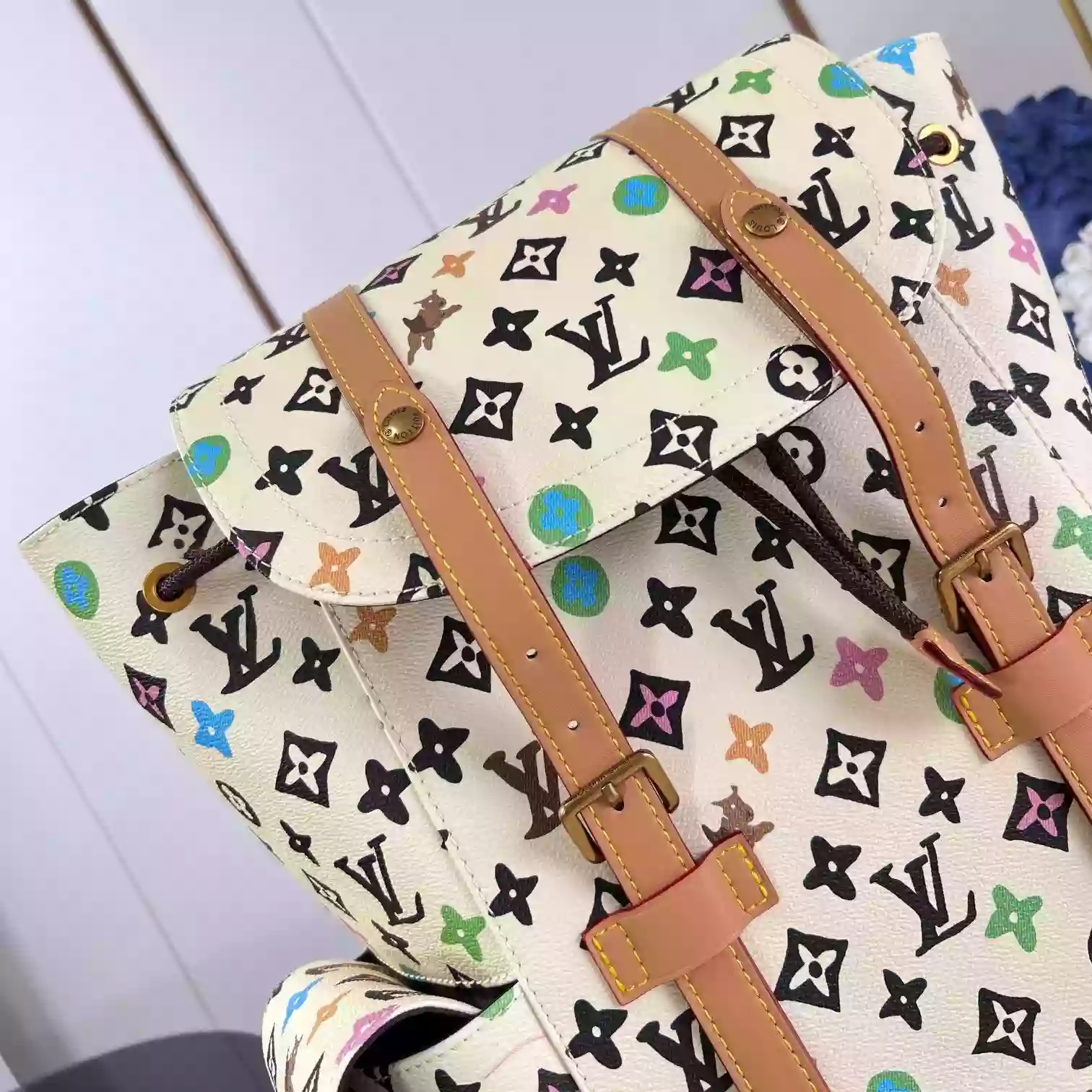 CHRISTOPHER MM BACKPACK VANILLA MONOGRAM CRAGGY COATED CANVAS M25240 - LW350 DISCOVERY BACKPACK PM SKY BLUE MONOGRAM CANVAS