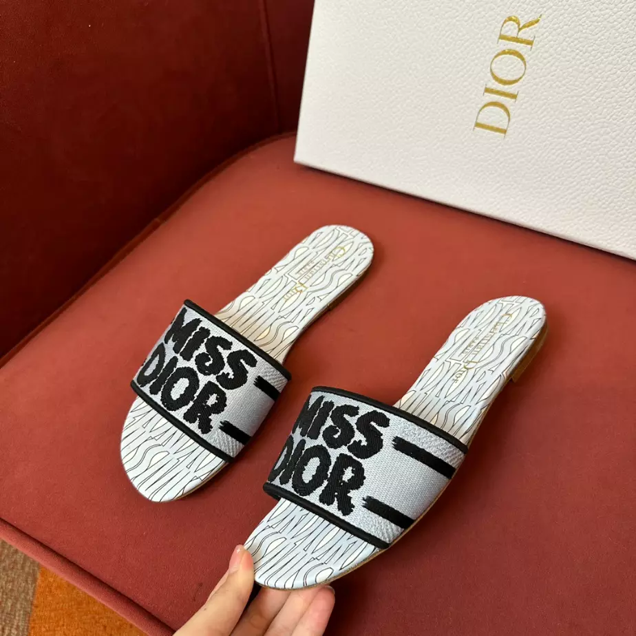 DIOR DWAY SLIDE - DS023