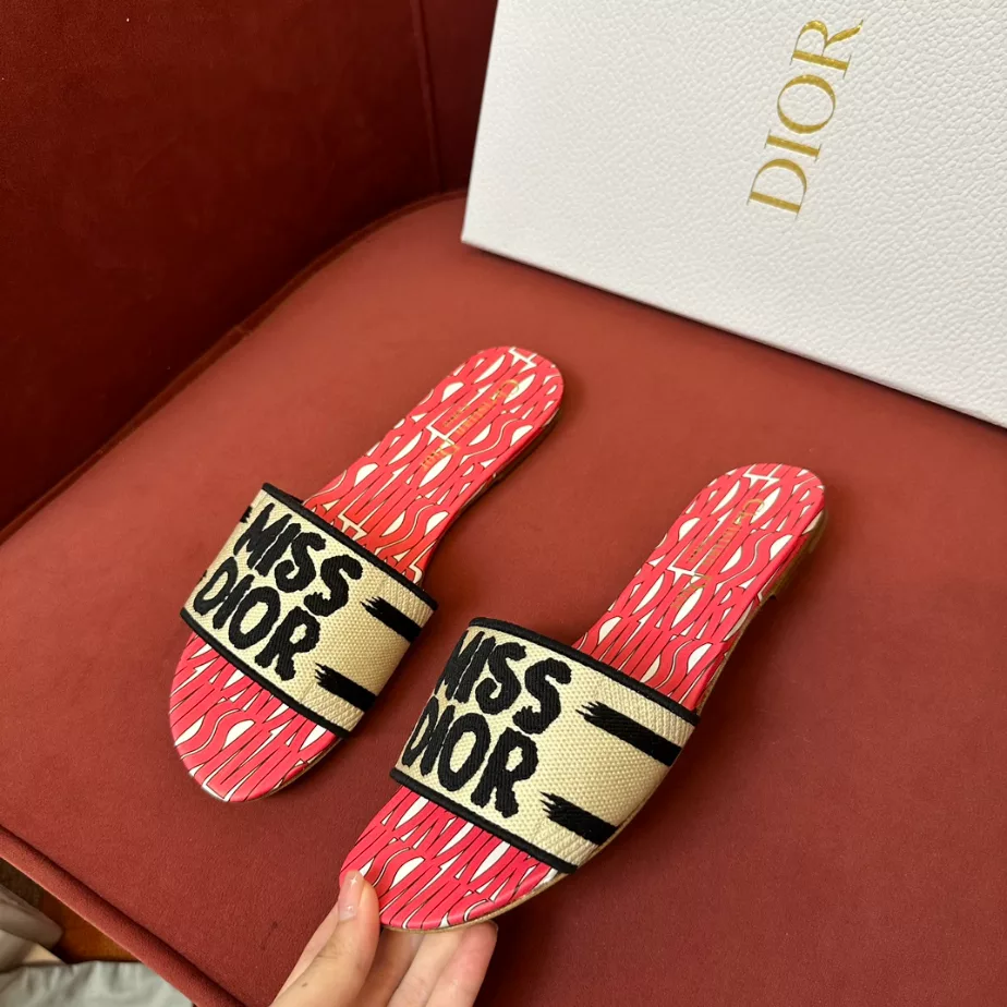 DIOR DWAY SLIDE - DS027