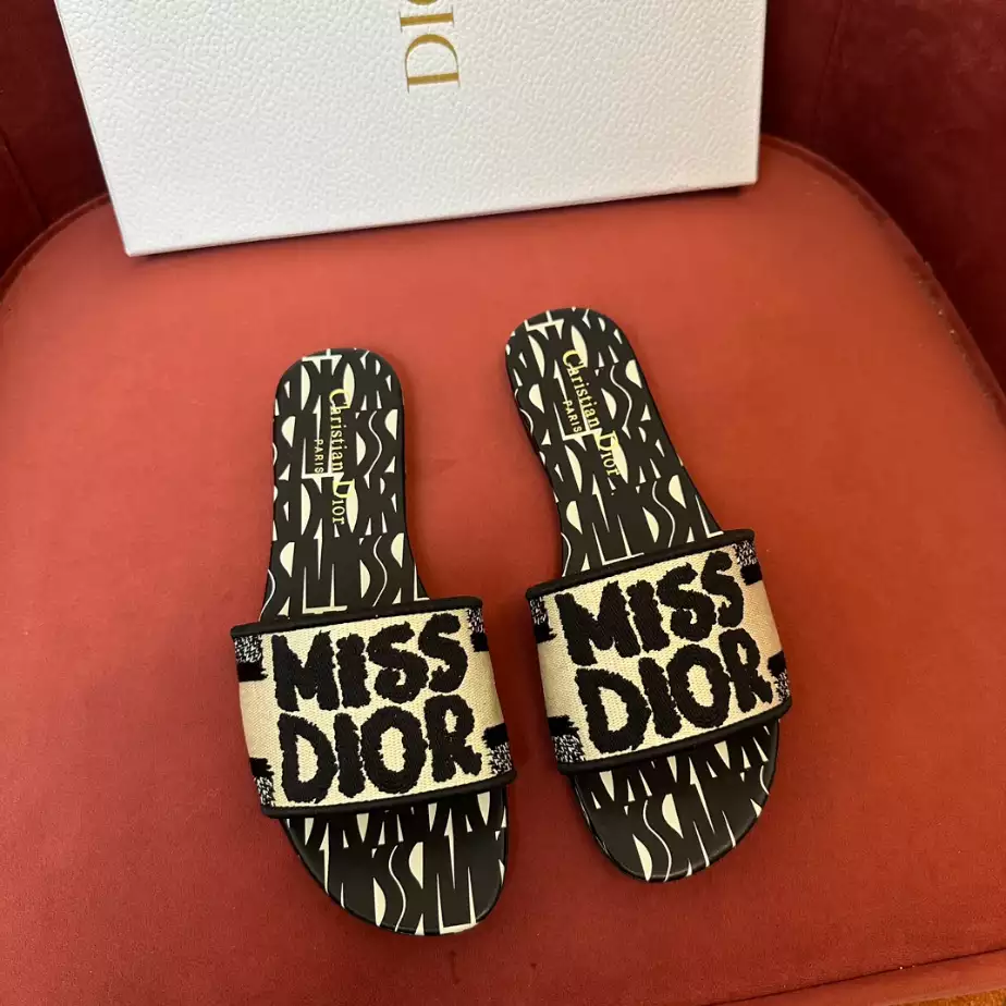 DIOR DWAY SLIDE - DS030