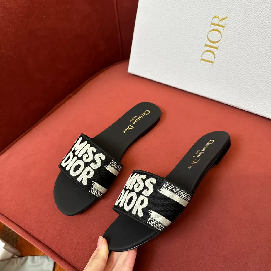 DIOR DWAY SLIDE - DS033