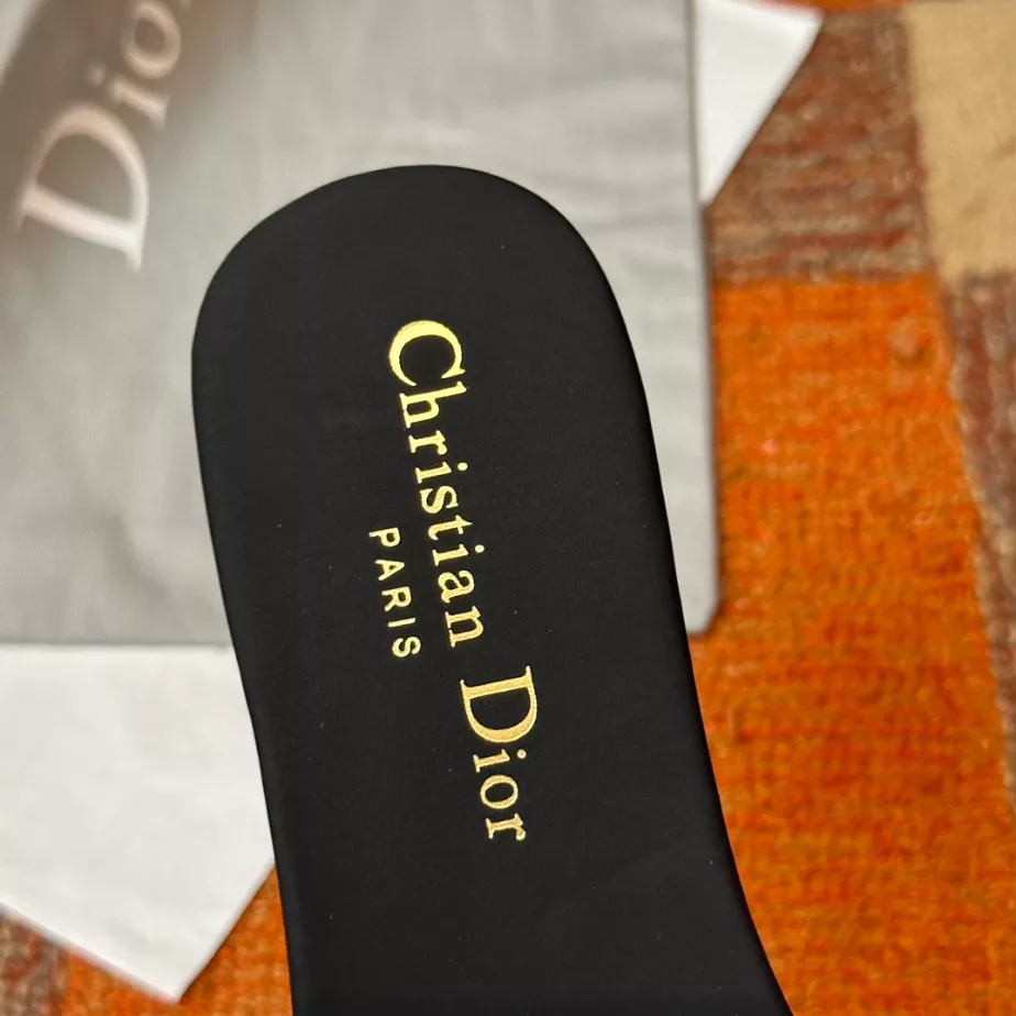 DIOR DWAY SLIDE - DS033