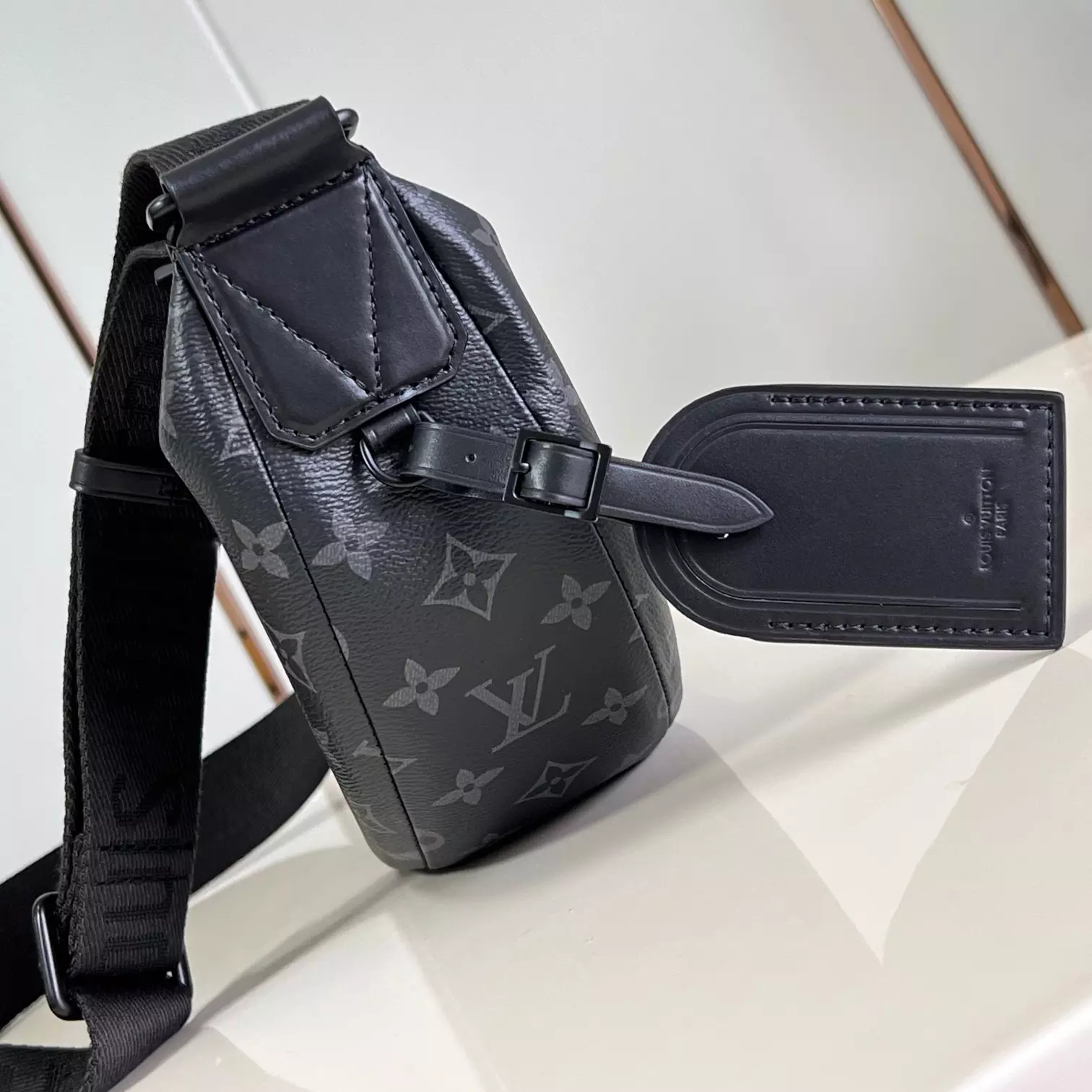 HAMAC BAG PM BLACK MONOGRAM ECLIPSE CANVAS M47158 - LW446 DISCOVERY BACKPACK PM SKY BLUE MONOGRAM CANVAS