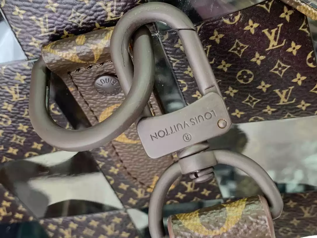 KEEPALL BAG IN WHITE, GREY AND BROWN - LW364 DISCOVERY BACKPACK PM SKY BLUE MONOGRAM CANVAS