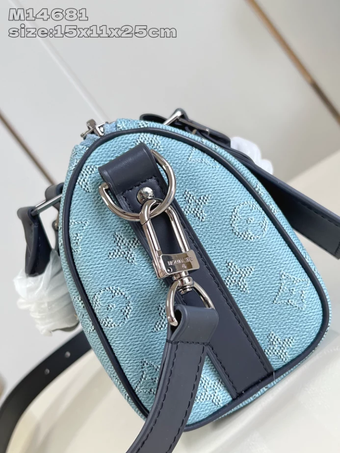KEEPALL BANDOULIERE 25 BLUE MONOGRAM HERITAGE CANVAS M14681 - LW416 DISCOVERY BACKPACK PM SKY BLUE MONOGRAM CANVAS