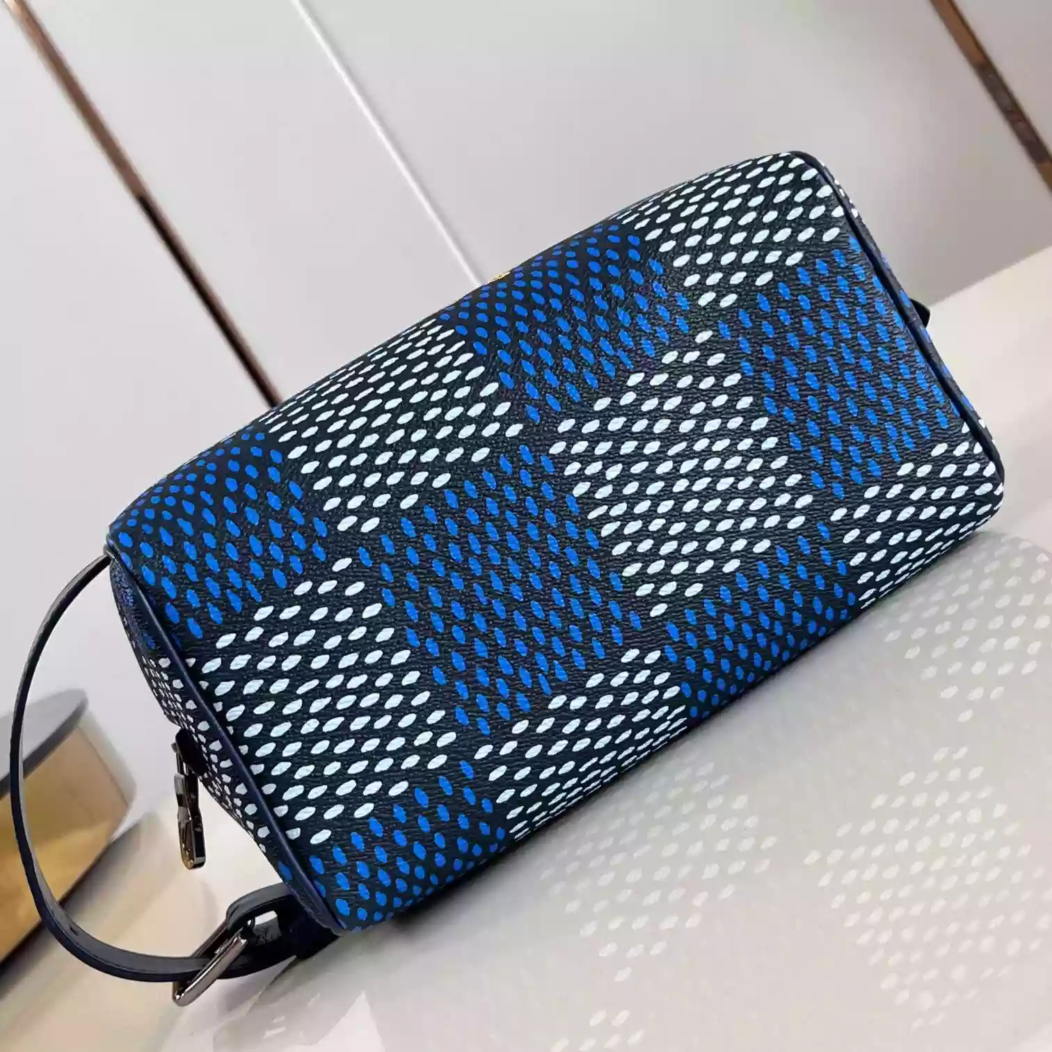 LOCKER DOPP KIT BLUE DAMIER HERITAGE COATED CANVAS N40747 - LW400 DISCOVERY BACKPACK PM SKY BLUE MONOGRAM CANVAS