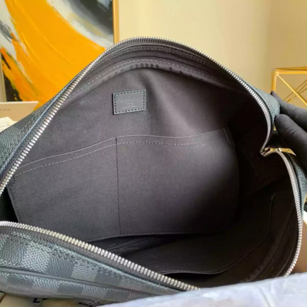 PORTE-DOCUMENTS VOYAGE DAMIER GRAPHITE CANVAS N41478 - LW327 DISCOVERY BACKPACK PM SKY BLUE MONOGRAM CANVAS