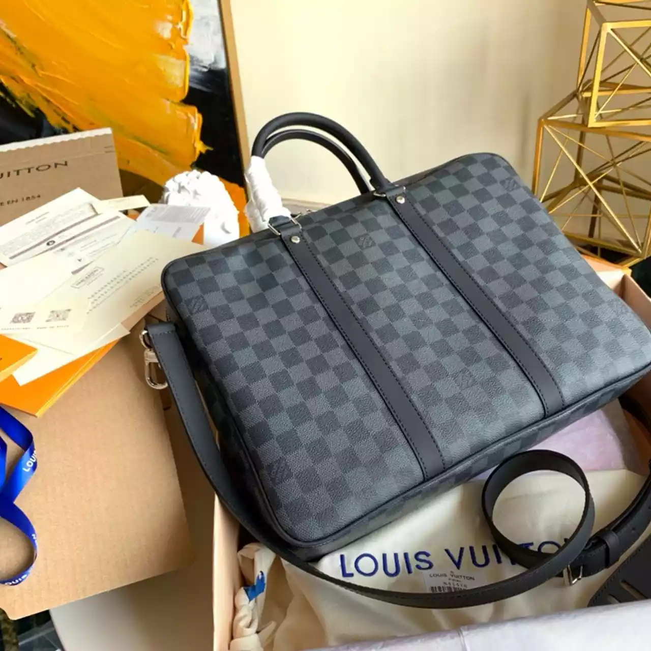 PORTE-DOCUMENTS VOYAGE DAMIER GRAPHITE CANVAS N41478 - LW327 DISCOVERY BACKPACK PM SKY BLUE MONOGRAM CANVAS