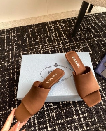 PRADA HEELED SLIDES 35MM IN TOBACCO SATIN - PSD065