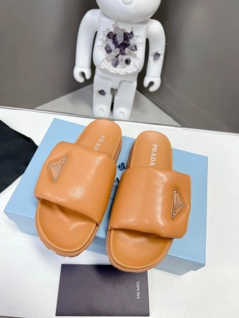 PRADA SLIDES IN BROWN SOFT PADDED NAPPA LEATHER - PSD078
