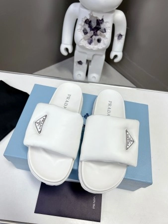 PRADA SLIDES IN WHITE SOFT PADDED NAPPA LEATHER - PSD080