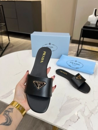 PRADA WOMEN'S SLIDES IN BLACK SMOOTH LEATHER - PSD071