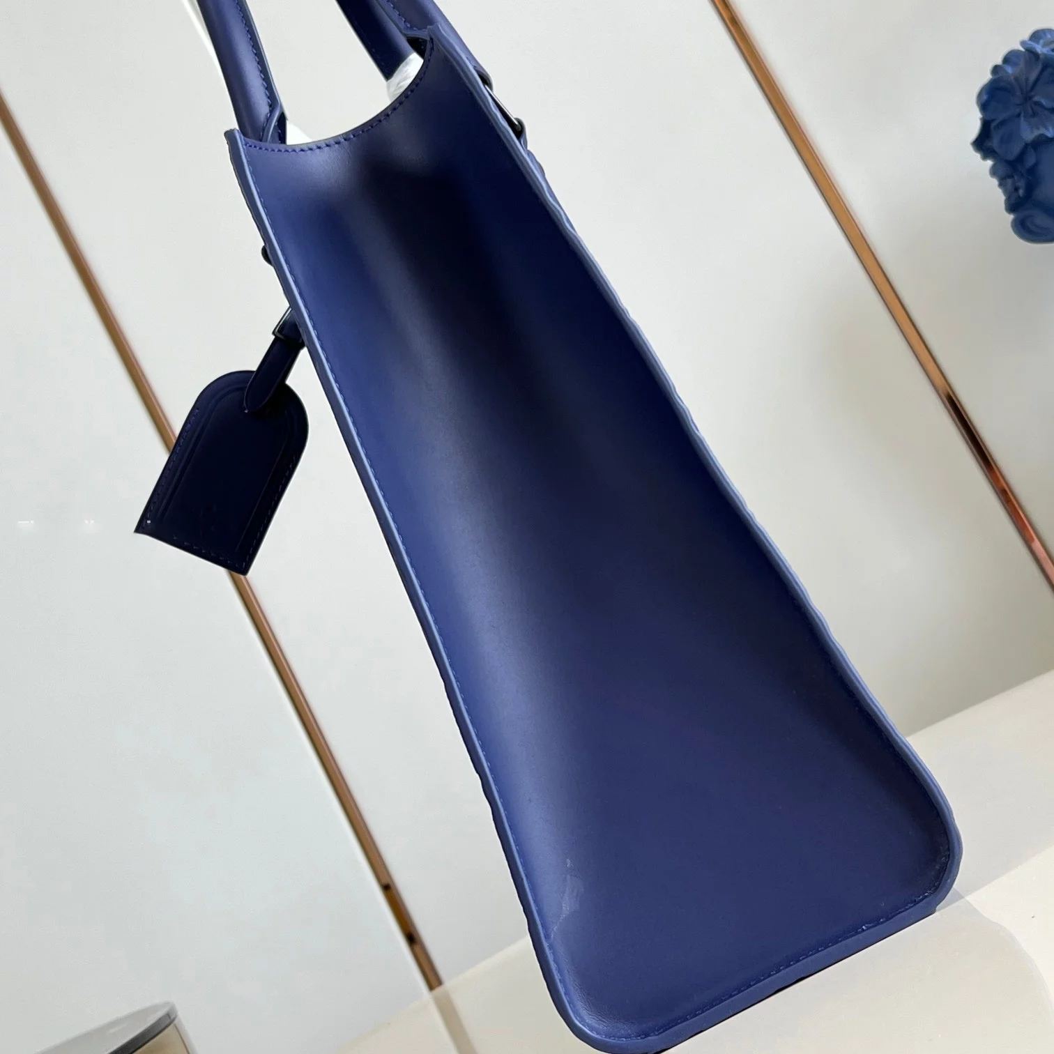 SAC PLAT 24H SAPPHIRE TAURILLON MONOGRAM LEATHER M11690 - LW328 DISCOVERY BACKPACK PM SKY BLUE MONOGRAM CANVAS