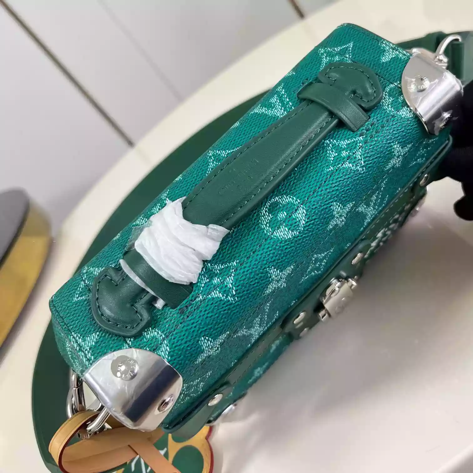 SOUL TRUNK IN GREEN M12686 - LW424 DISCOVERY BACKPACK PM SKY BLUE MONOGRAM CANVAS