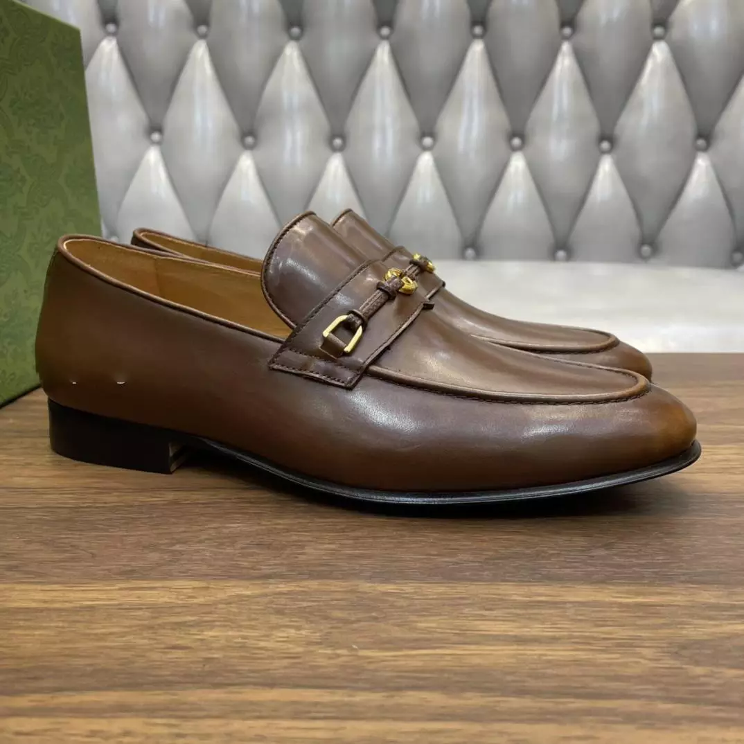 LEATHER LOAFERS WITH INTERLOCKING G IN BROWN - GL112