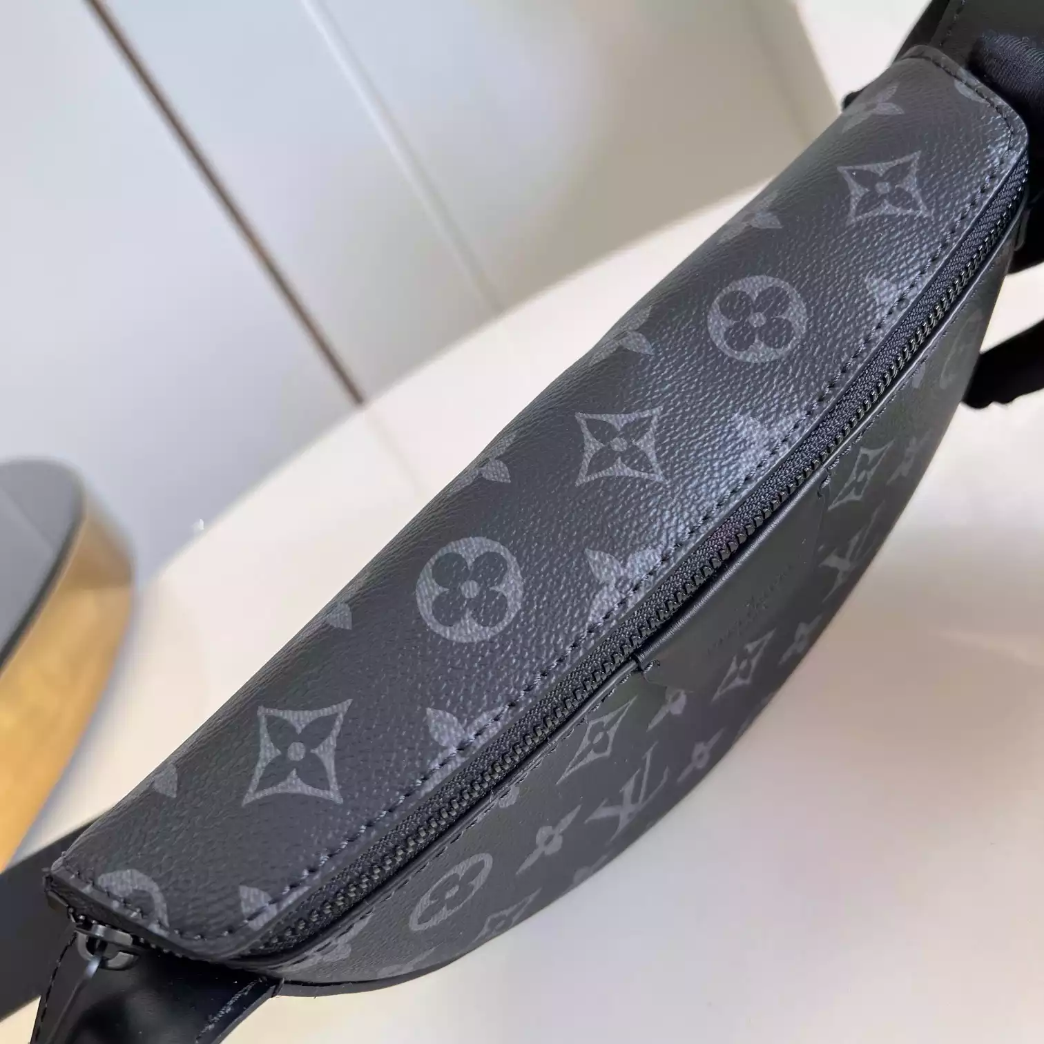 LV MOON CROSSBODY BAG MONOGRAM ECLIPSE CANVAS M23835 - LW451 DISCOVERY BACKPACK PM SKY BLUE MONOGRAM CANVAS