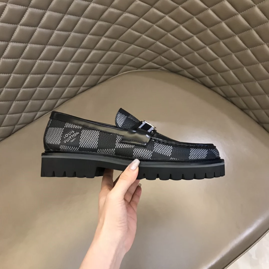 MAJOR LOAFER IN BLACK - VL067