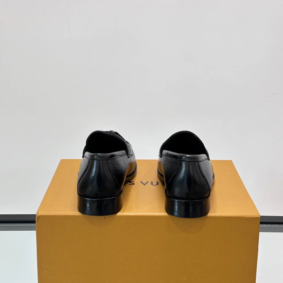 MAJOR LOAFERS IN BLACK - VL053