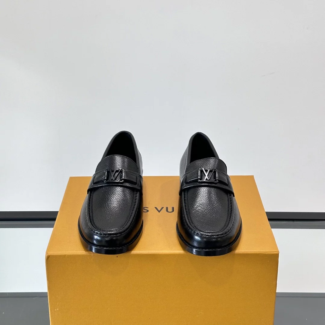 MAJOR LOAFERS IN BLACK - VL053
