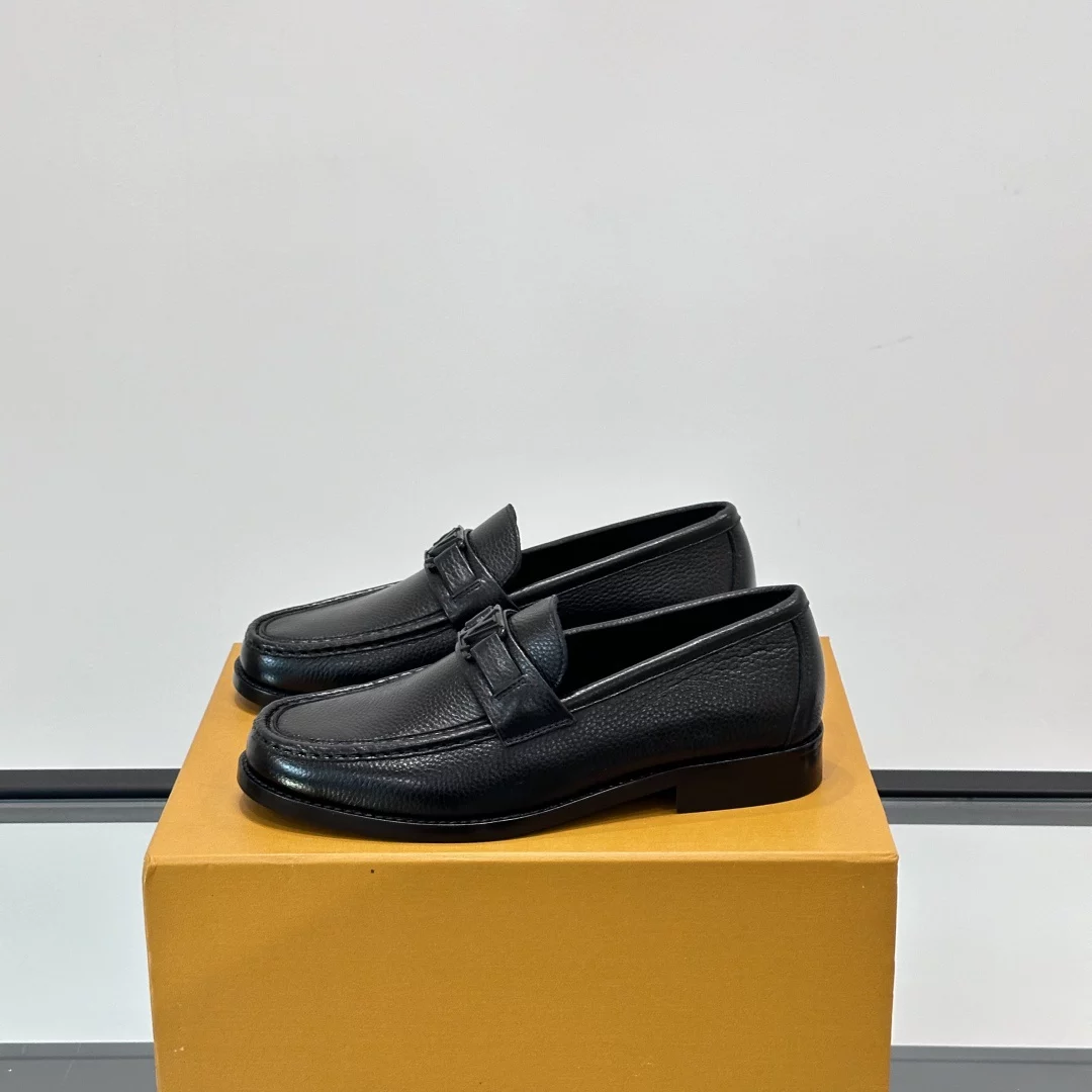 MAJOR LOAFERS IN BLACK - VL053