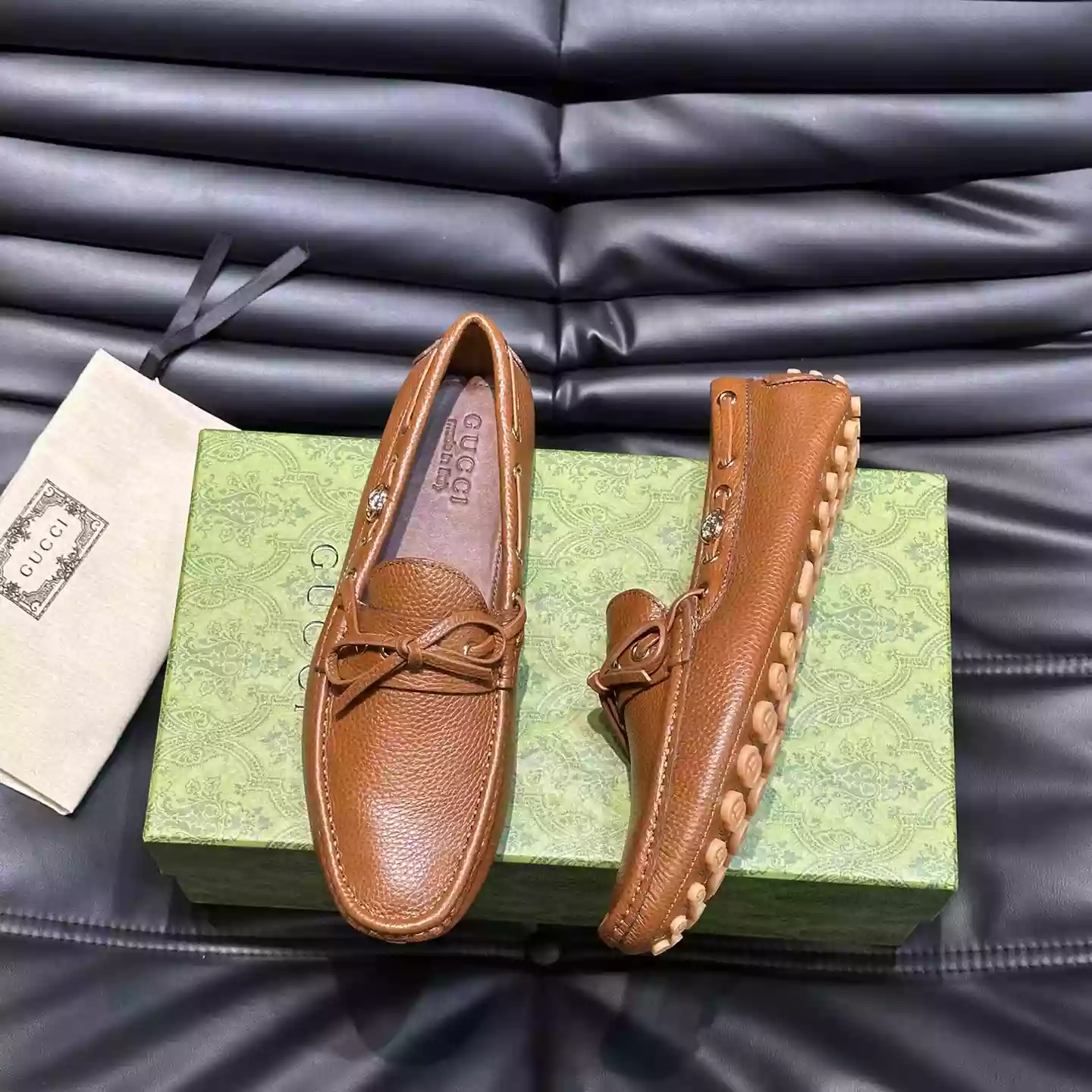 MEN'S DRIVER WITH INTERLOCKING G IN BROWN - GL103