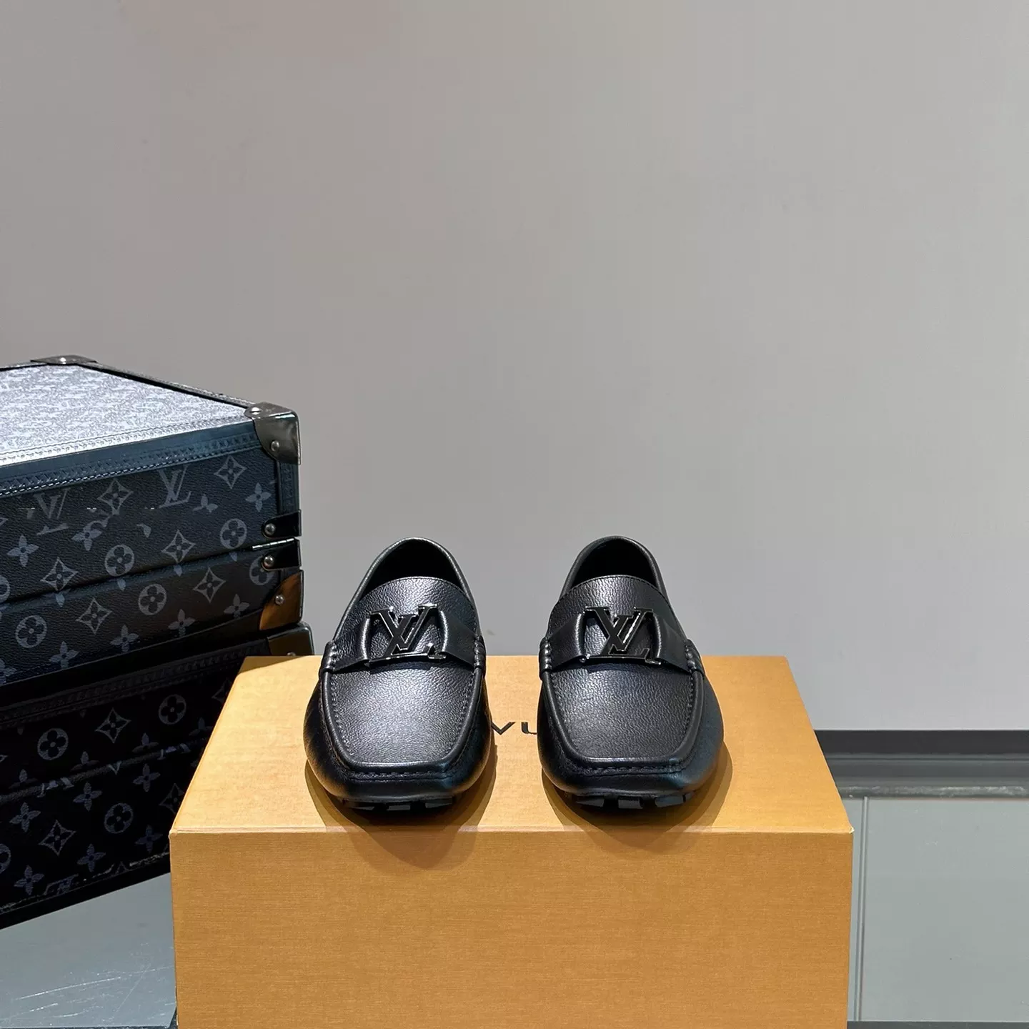 MONTE CARLO MOCCASIN IN BLACK - VL045