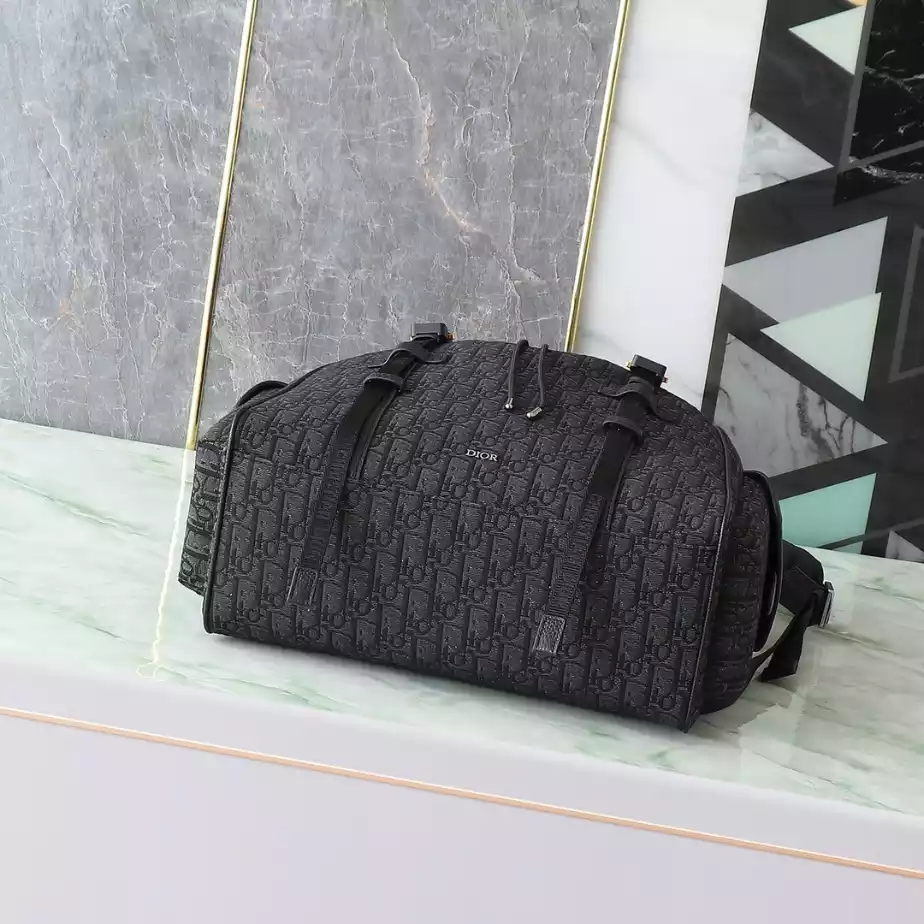 DIOR HIT THE ROAD BACKPACK WITH FLAP - DIO052