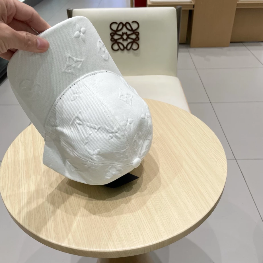Louis Vuitton Caps