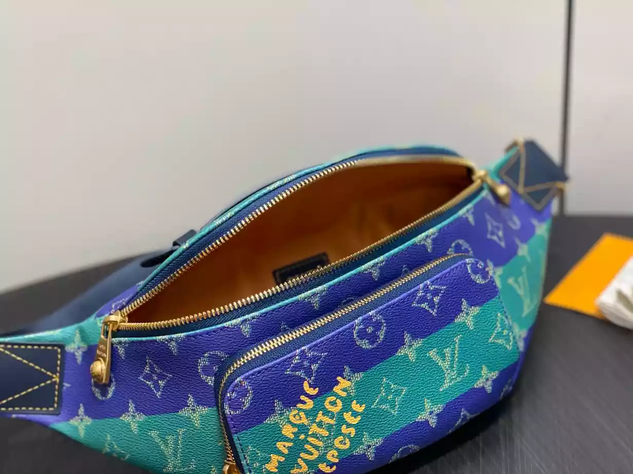 LOUIS VUITTON RUSH BUMBAG MONOGRAM SHADOW LEATHER - LW455 DISCOVERY BACKPACK PM SKY BLUE MONOGRAM CANVAS