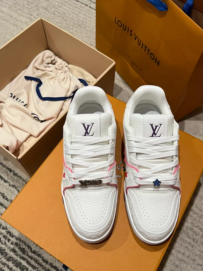 LV SKATE SNEAKERS