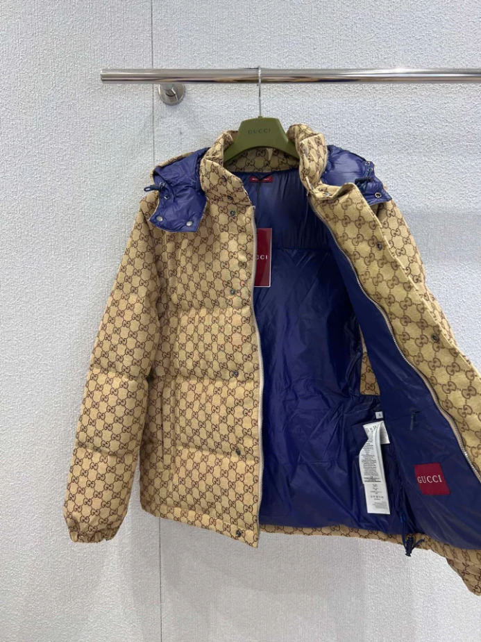 GUCCI Black Hooded Jacket - GCJ053