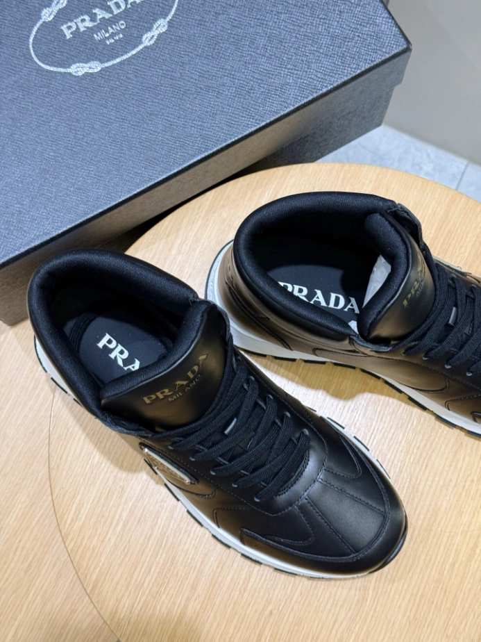 PRADA BRUSHED LEATHER SNEAKERS - PRS072